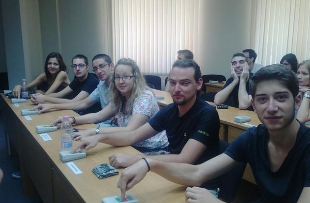 Доброволци от „Еко Байкал участват в професионално обучение