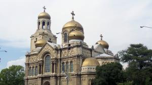 Откраднаха дарения от Катедралата