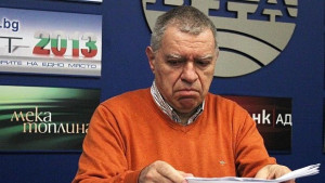 Министър Папазов не различава плюс от минус заяви Михаил Константинов