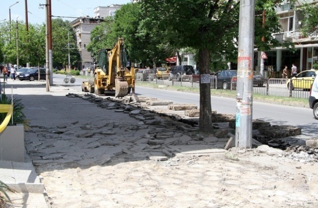 Подменени са 70 хиляди кв.м. тротоарни настилки в Стара Загора