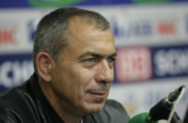 Над 600 борци и президентът на ФИЛА пристигат за Световното за юноши и девойки