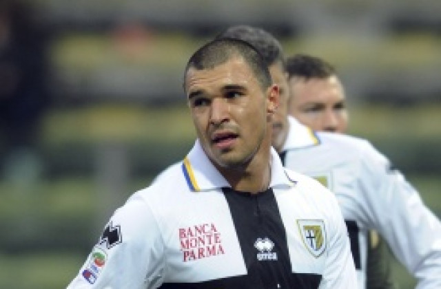 Парма изпрати оферта за Валери Божинов на Спортинг