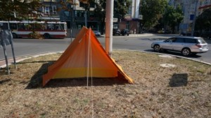 Шефът на пристанището Палатката до гарата е проблем на общината