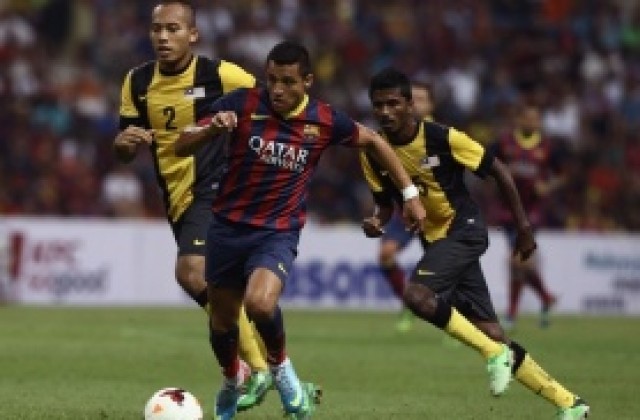 ВИДЕО: Барса си поигра с Малайзия и пусна гол, Неймар се контузи