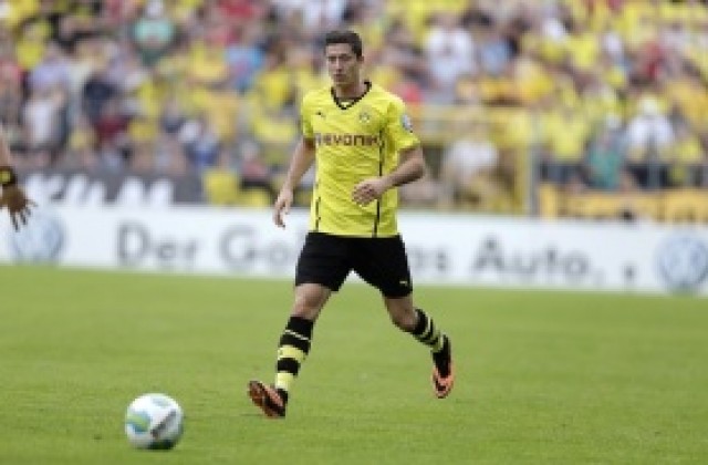 Байерн категорично отхвърли размяна Манджукич за Левандовски