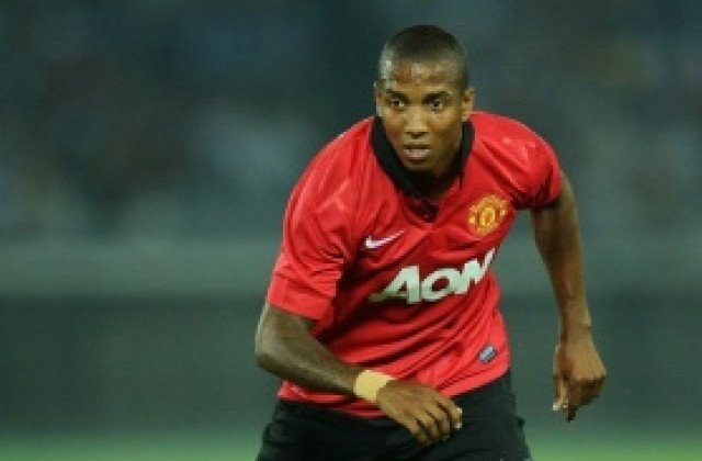 Ашли Йънг отпадна от състава на Англия