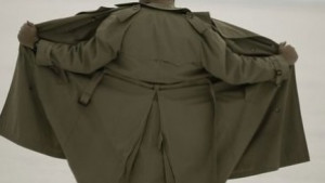 Дядо показва мъжката си гордост в Царева ливада