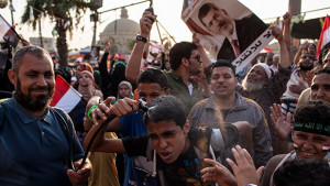 Да свалиш диктатора е едно а да изградиш демокрация съвсем