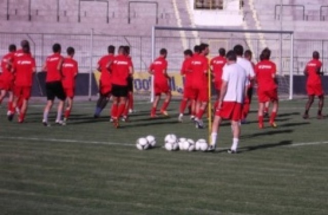 И хърватите отпратени от Локо Сф