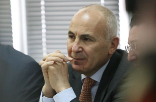 Посланик Исмаил Арамаз: Не предявяваме претенции за собственост в България