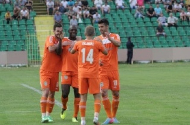 Литекс вече с над 1000 гола в А група, Ваюши и Десподов влязоха в клубната история