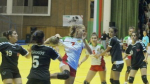 Четири състезателки на ХК Бъки отпътуваха за Турция