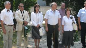 Замминистър Светлана Дянкова поднесе цветя за Деня на спасението