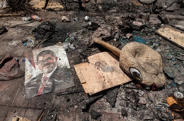 Египетският конфликт навлиза в нова фаза след щурма на силите за сигурност