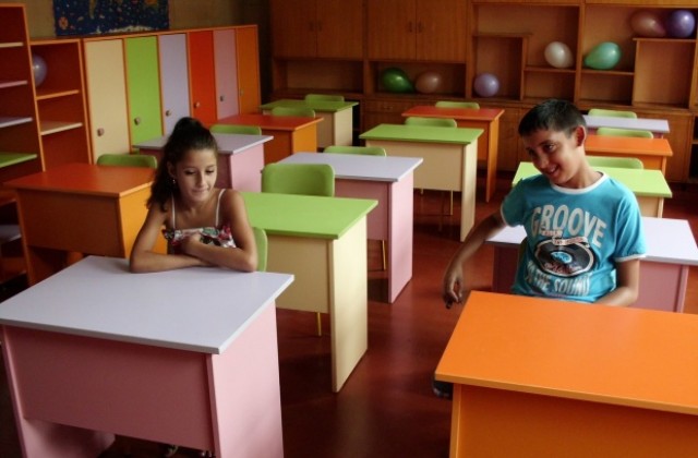 Нова класна стая посреща първолаци в горнооряховско училище