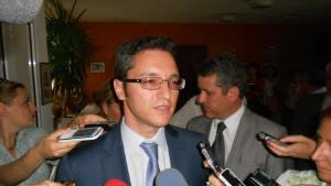 Кристан Вигенин призова българите да не пътуват до Египет
