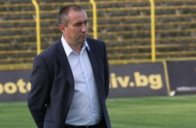 Мъри: Ботев трябва да излезе от този срив, изгонените от Левски не ни интересуват