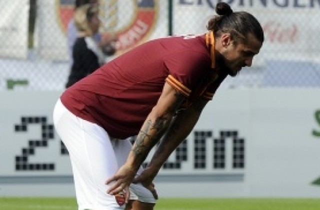 Освалдо отряза Саутхемптън, иска при „шпорите“