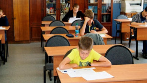 Второкласник със златен медал от математическо състезание в Казахстан