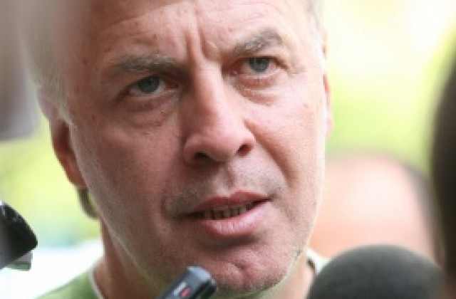 Наско Сираков: Тези съдии за какво са, да си бъркат в носа ли?