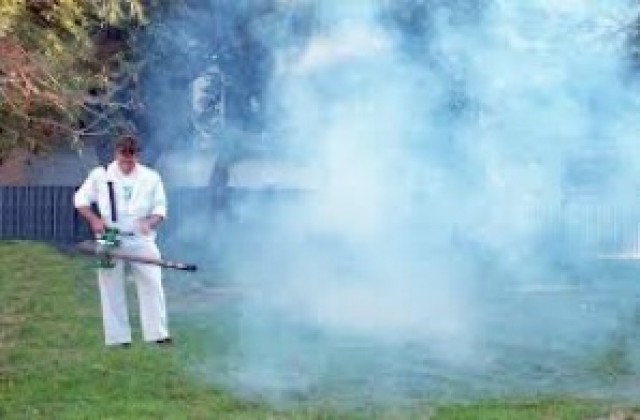 Пръскат срещу комари на 565 дка в Димитровград