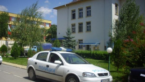 Пребиха и ограбиха благоевградчанин
