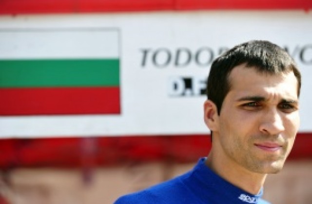Тодор Славов атакува челото на балканския шампионат в Румъния