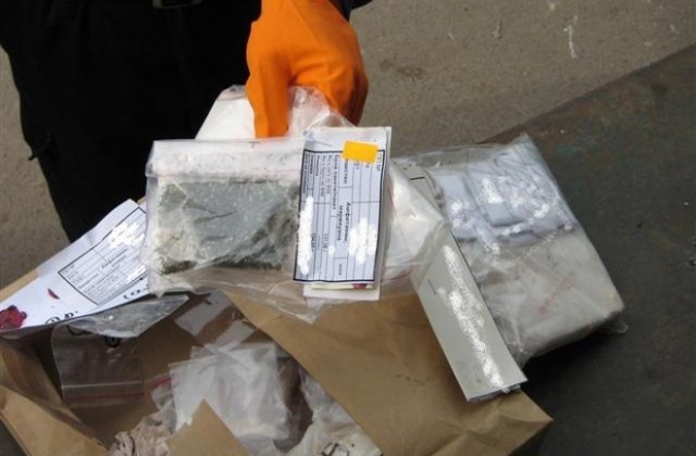 Намериха над 150 кг марихуана във фабрика за наркотици до Пазарджик