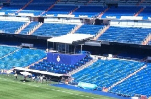 СНИМКИ: Трескава подготовка на „Бернабеу“ за представянето на Бейл