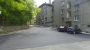 Възстановени изцяло са асфалтовите настилки по ул Лазар Донков и