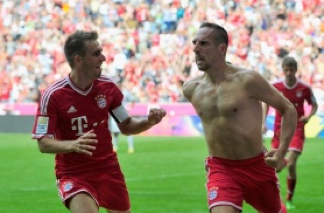 ВИДЕО: 3 от 3 за Байерн след труден успех в баварското дерби