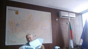 Събарят незаконни ромски къщи