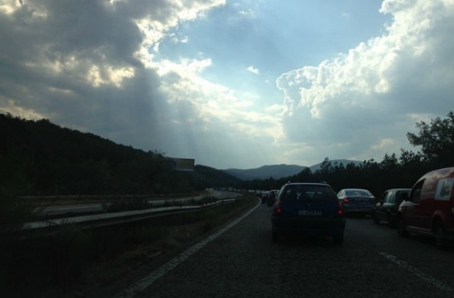 Алтернативен маршрут отпушва тапите на магистрала „Тракия”