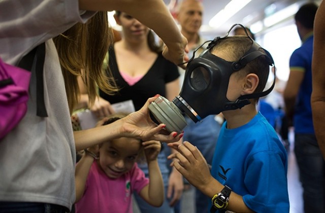 Северна Корея опитала да изпрати на Сирия противогази и оръжия