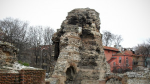 Спешно консервират Римските терми