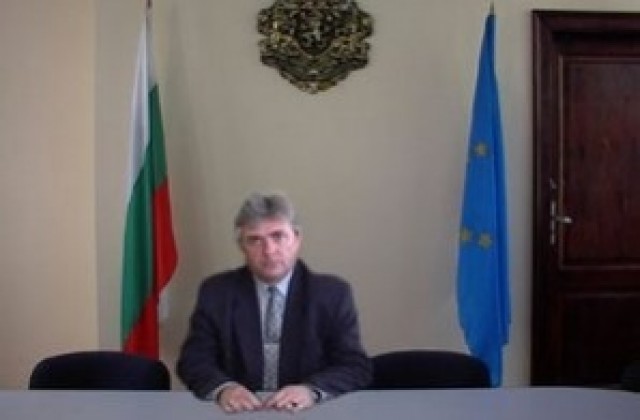 Правителството освобождава Цветан Нанов от Националната статистика