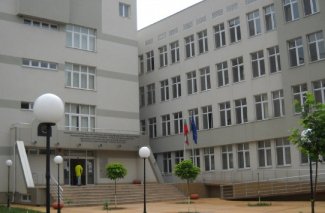 385 човека са започнали работа през юли