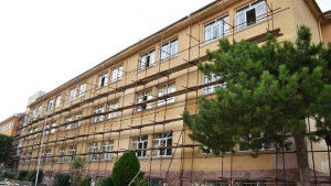 Ремонтират по Козлодуй единствената гимназия в Ивайловград