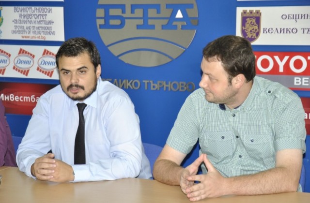 Петър Николов: Кабинетът Орешарски убива БСП, само ДПС печели от ситуацията