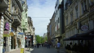 Велоалеи и нови фонтани предвижда проектът за реконструкция на Александровска