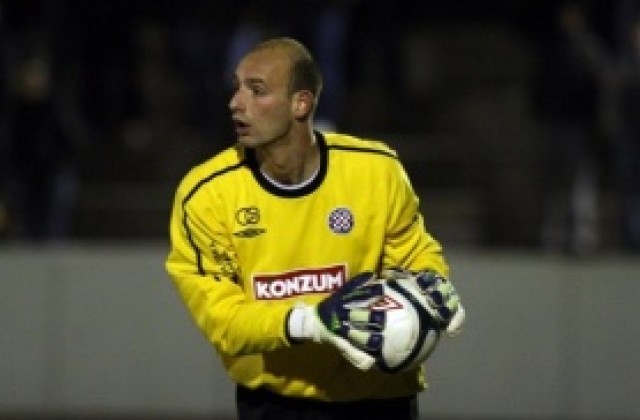 Левски преговаря с вратар на Хайдук Сплит