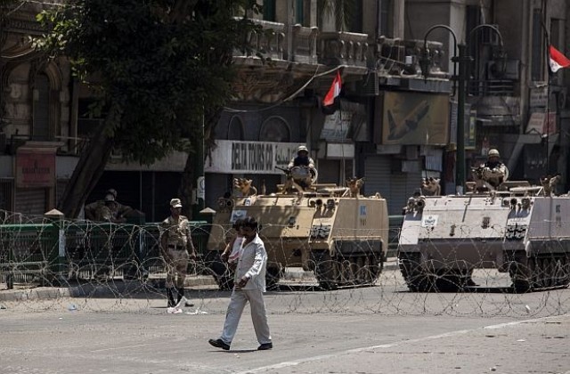 Свързана с Ал Кайда групировка призова за нападения срещу египетската армия