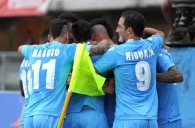 ВИДЕО: Атомен Наполи надскочи „летящите магаренца“ в голова фиеста