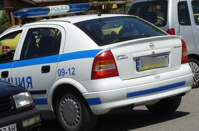 Две коли се блъснаха на кръстовище, няма пострадали