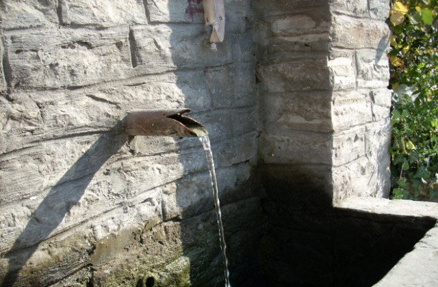 Авария спря водата в три великотърновски села