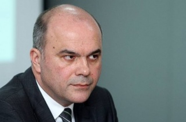 Няма да се променя срокът за изчисляване на майчинските, увери шефът на НОИ