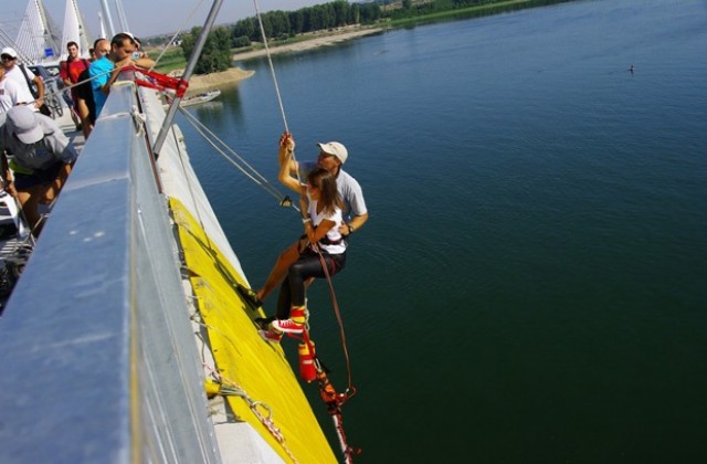 Бънджи скокове от Дунав мост 2