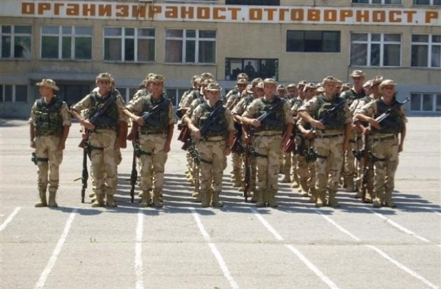 Търсят 135 военни за Втора механизирана бригада-Стара Загора