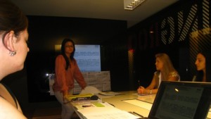 Специалисти мотивират деца от малцинствата да учат повече