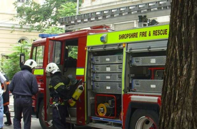 Жена пострада при пожар във Ветово